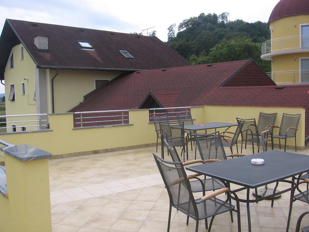 Gostilna In Prenocisce Kocjan Hotel Bizeljsko ภายนอก รูปภาพ